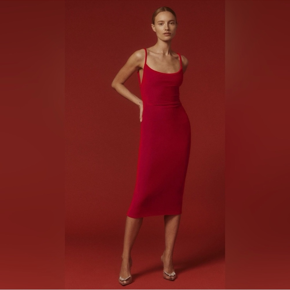 Reformation Merel Velvet Midi Dress in‎ Cherry Red NWT